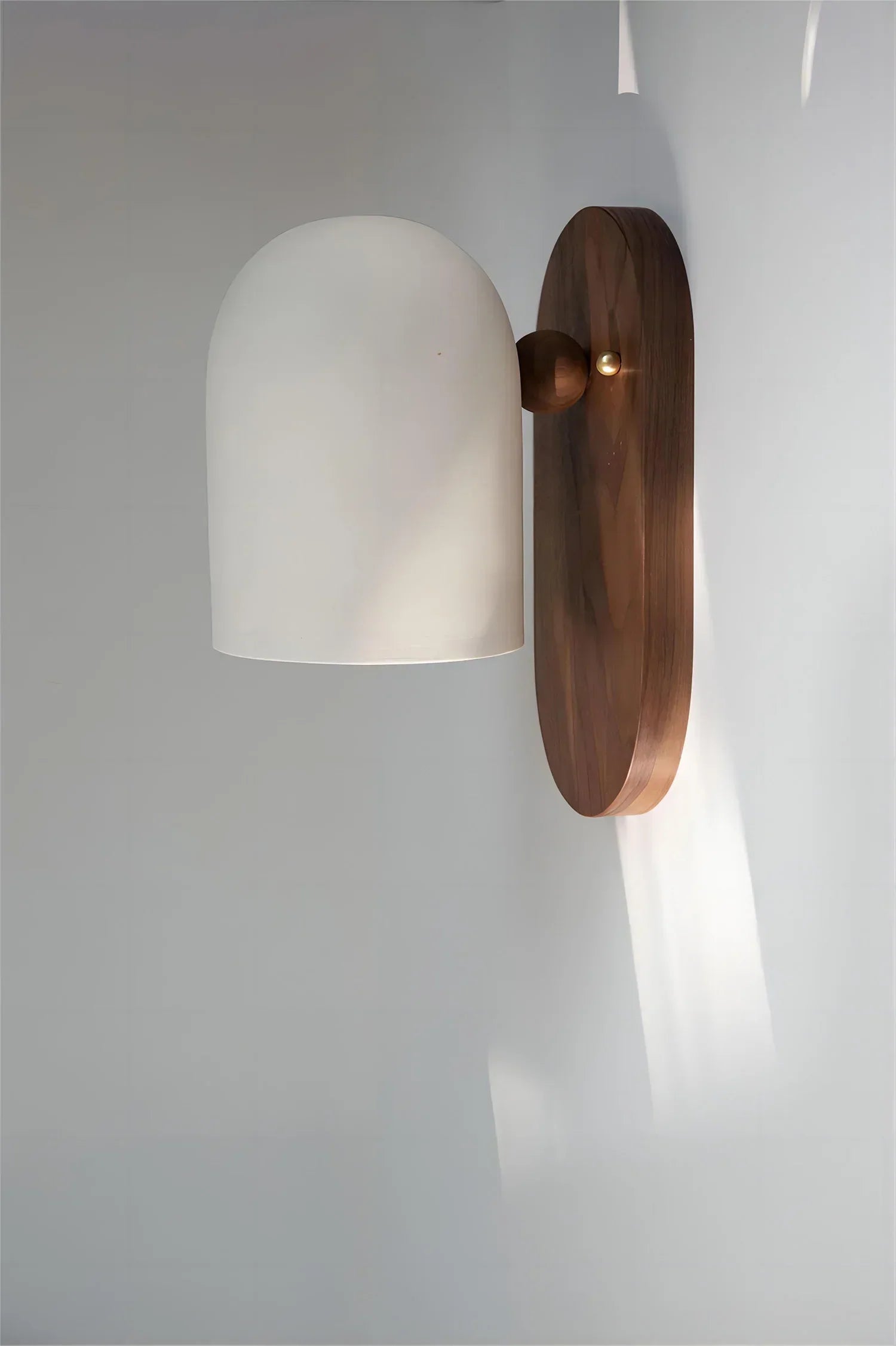 CedarGlow – Wabi-Sabi Walnut Wall Lamp for Natural Ambience