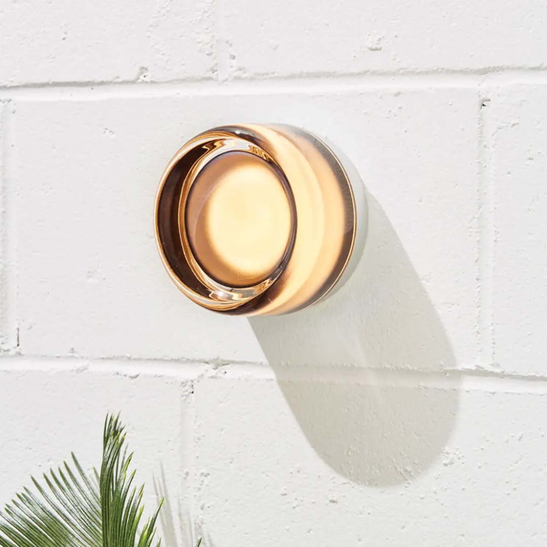 BellaLuxe – Elegant Dimpled Wall Light