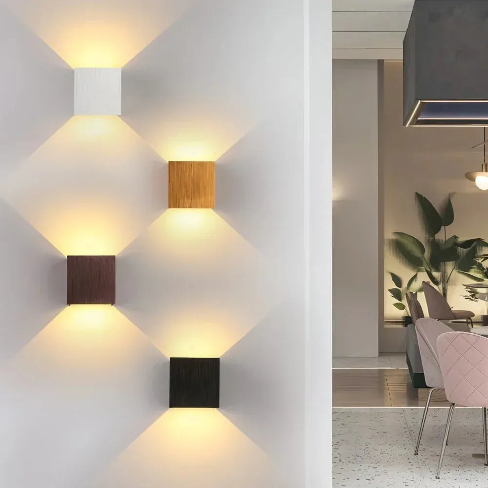 CharmingGlow – Minimalist Wall Lamp for Sophisticated Lighting