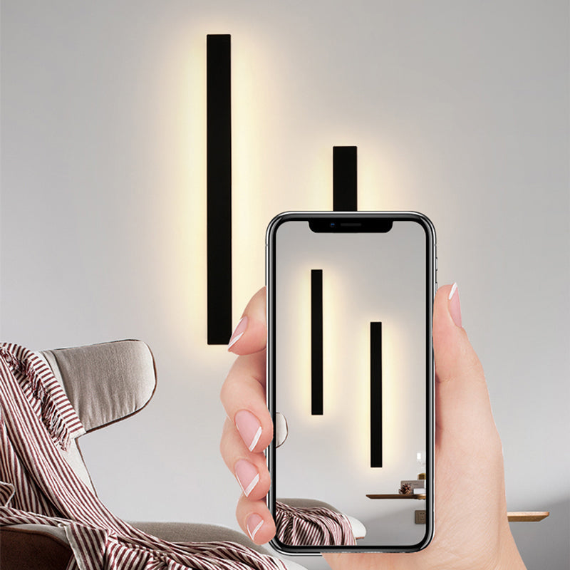 LunaBright – Contemporary LED Wall Light for Outdoors