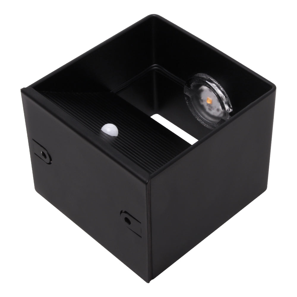 LunaBright – Wall Light with Motion Sensor