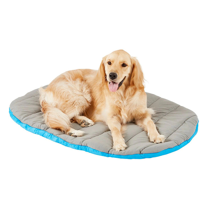 Plush Travel-Ready Outdoor Puppy Bed