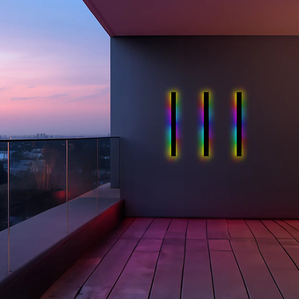LunaBright – Contemporary LED Wall Light for Outdoors
